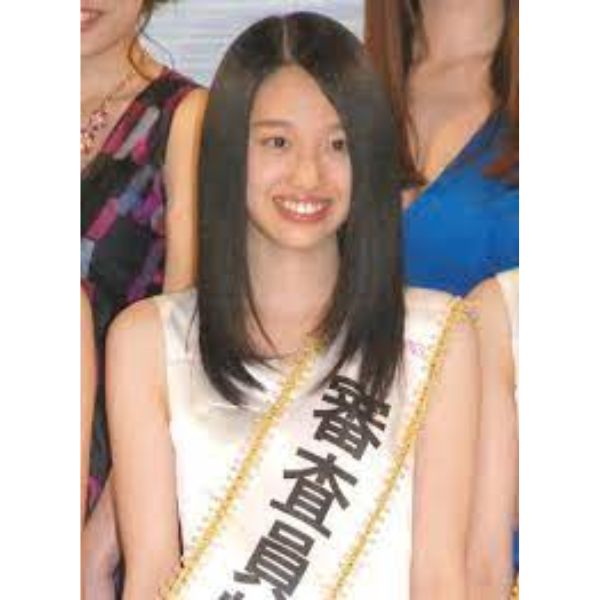 藤江萌の美少女コンテストで入賞して時の画像